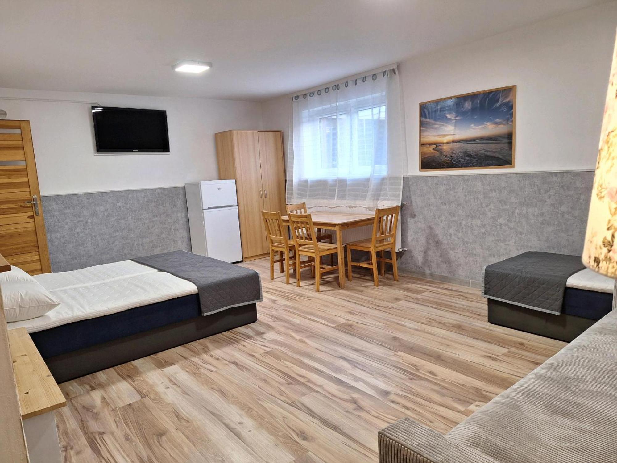 Lesne Zacisze Hotel Mikoszewo Kültér fotó